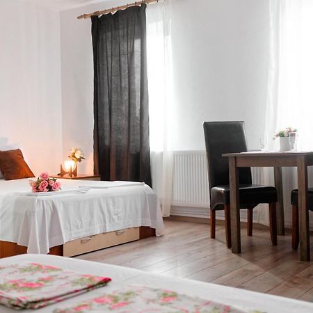 ,, La Maison Concordia " Cincu Bagian luar foto